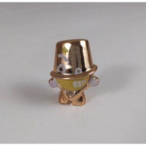 Gogos Crazy Bones Series 4 Magician Power Metallic Gold #73 Uncommon